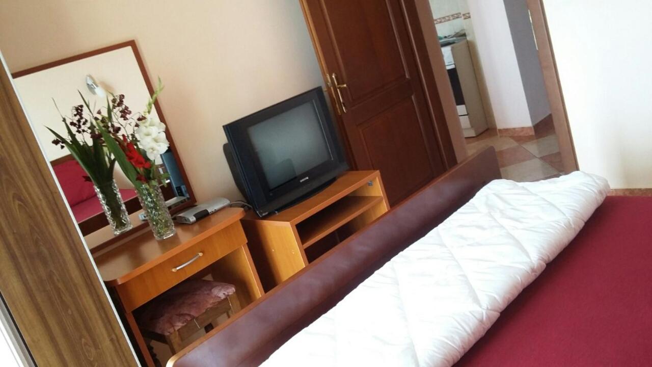 Apartmani Becici Cameră foto